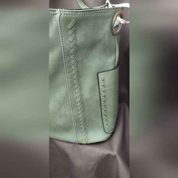 Handbag - Picture 4 of 11